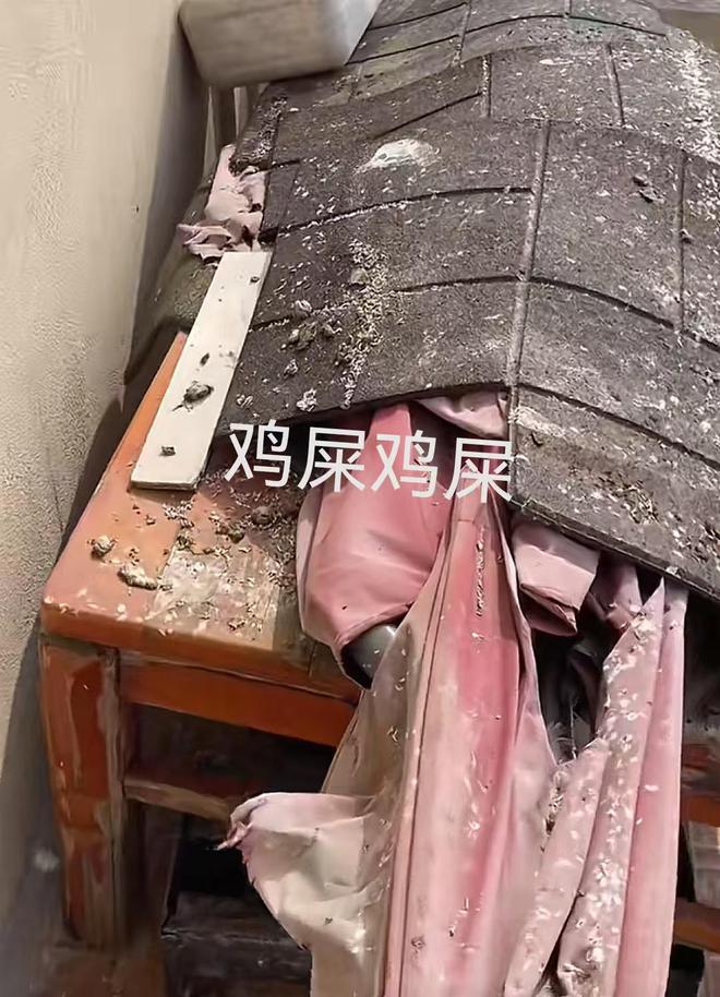 南宫NG·28(中国)官方网站缺了大德！男子婚房7年没住小区保洁撬了门锁养鸡到处(图7)